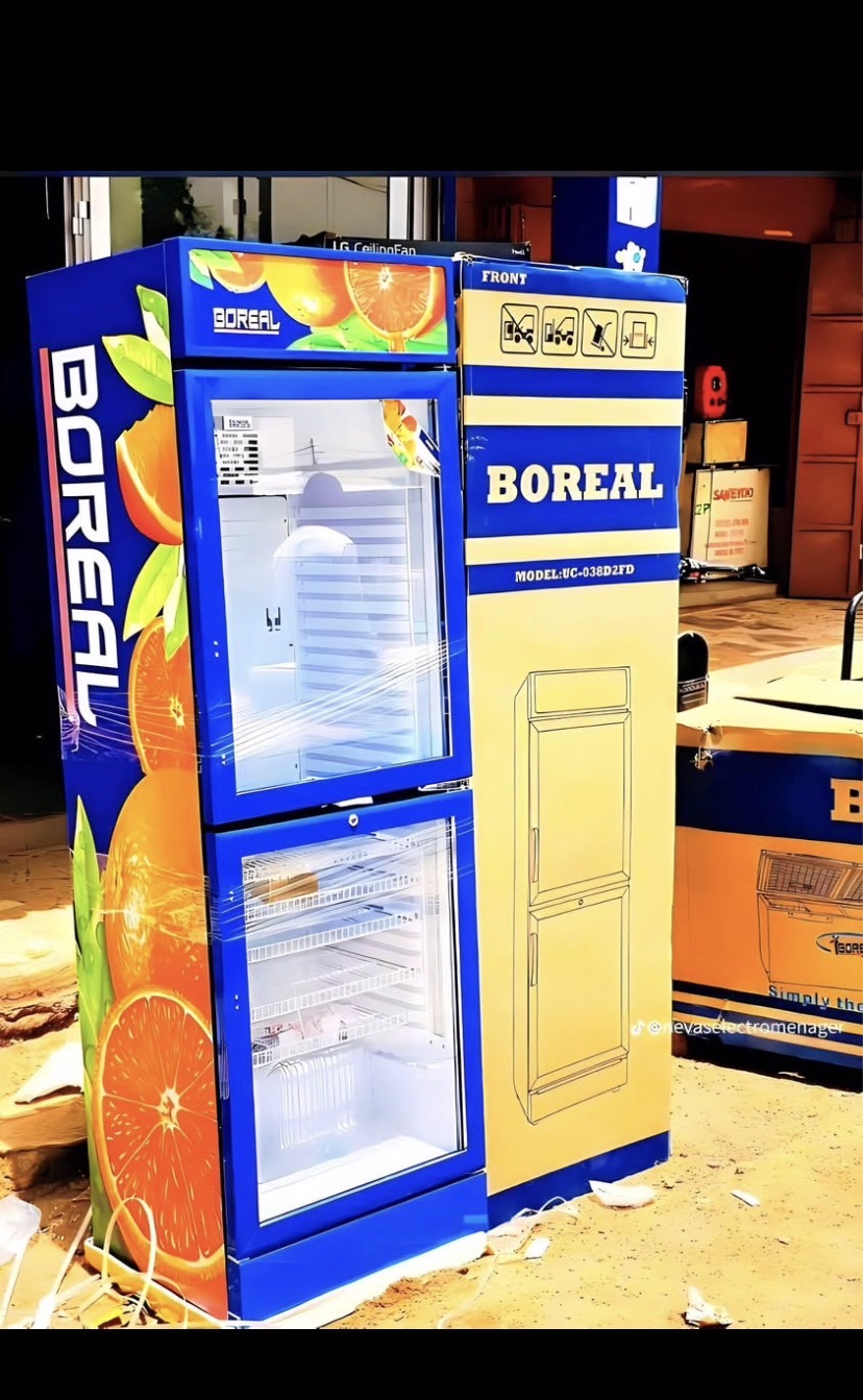 Réfrigérateur 380litre vitrine miniature 3