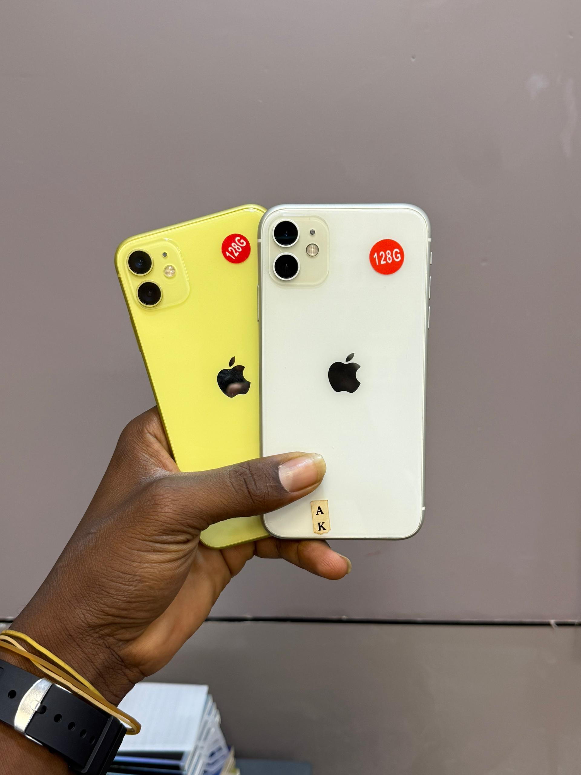 Iphone 11 simple USA miniature 2